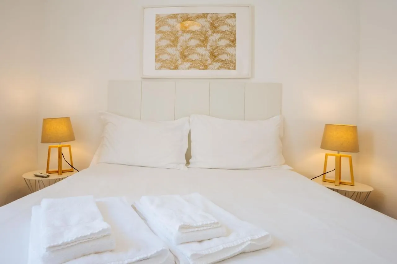 Behappy Apartments 0*, Lisbon Portugal
