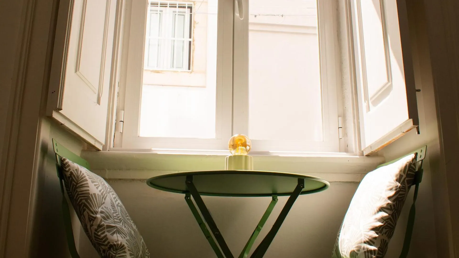 Behappy Apartments