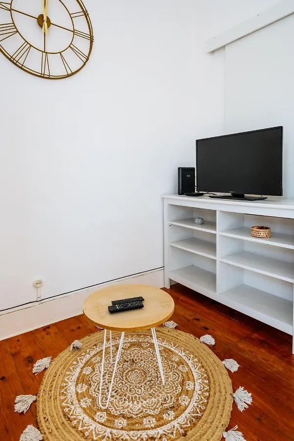 Behappy Apartments 0*, Lisbon